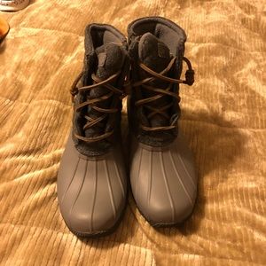 Sperry boots
